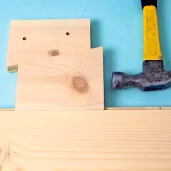 Pakota lauta paikalleen Pakota lauta paikalleen